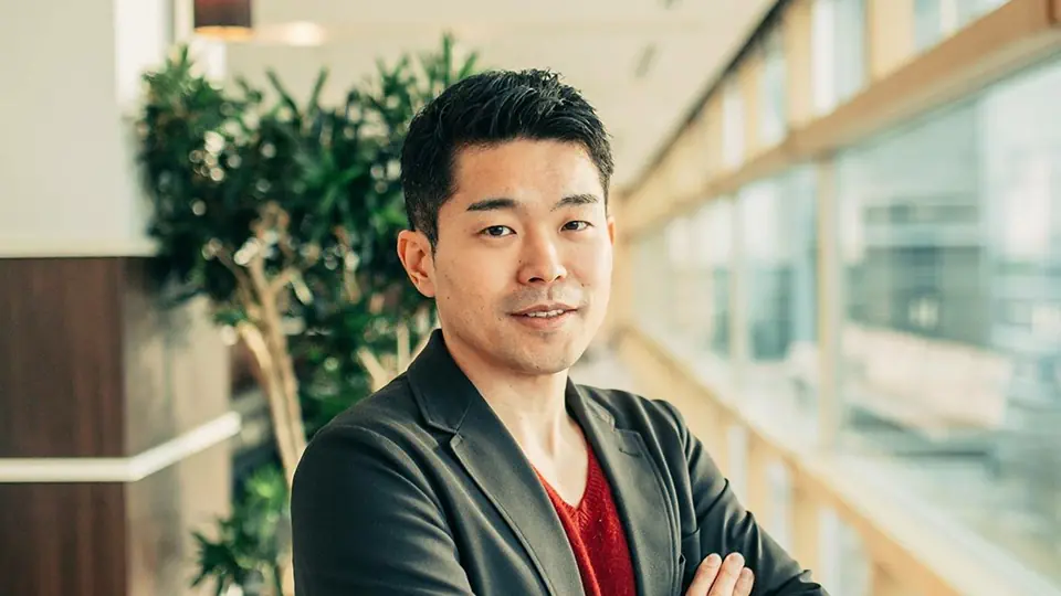 苦学して東大・ハーバードへ進学した6児の父が挑む「子どもの挑戦を後押しする世界一安全なSNS」