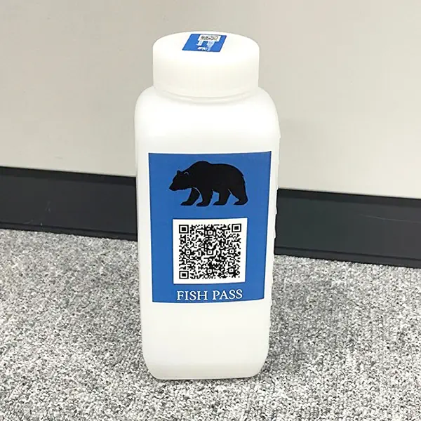 【秋田発】株式会社フィッシュパス コップ1杯の川の水で「見えないクマ」を可視化。