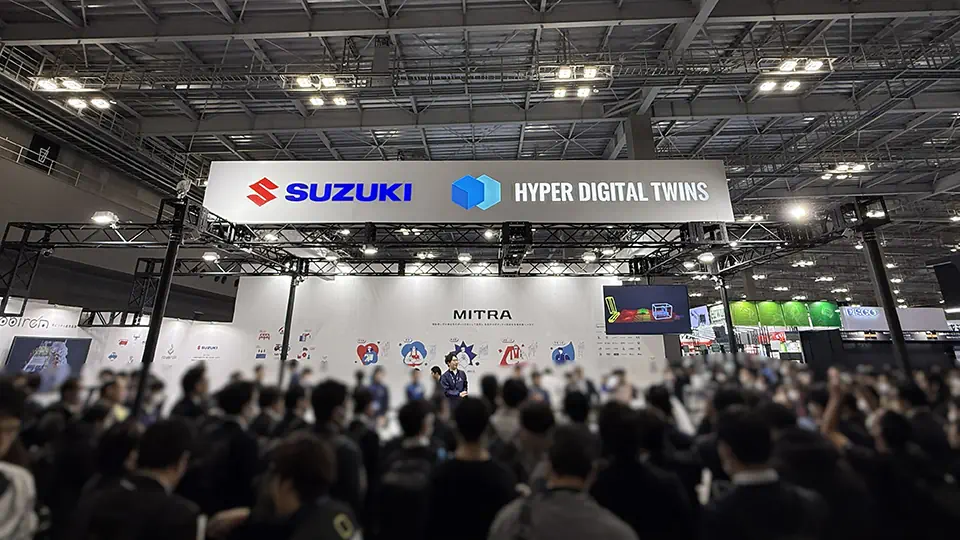 「一人称視点」から「俯瞰視点」へ――ハイパーデジタルツインが挑む、ロボット自動走行の革新