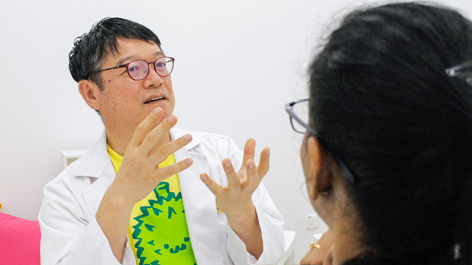 発達の専門家が社内に常駐し、日本人学校の療育をサポート