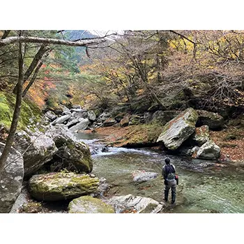 フィッシュパス、スノーピーク初の管理釣り場「中野川指定管理釣場」でデジタル遊漁券の発券を開始